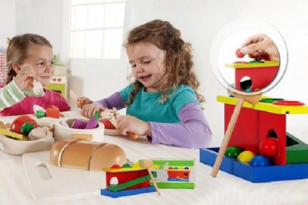 do choi huong nghiep cho be 2 600x400 - Khám phá 4 lợi ích từ đồ chơi hướng nghiệp cho bé