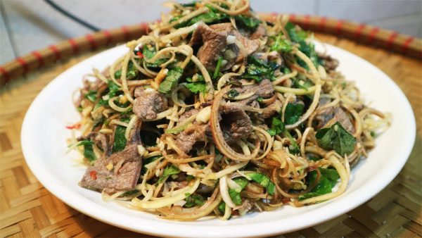 Nộm hoa chuối bắp bò