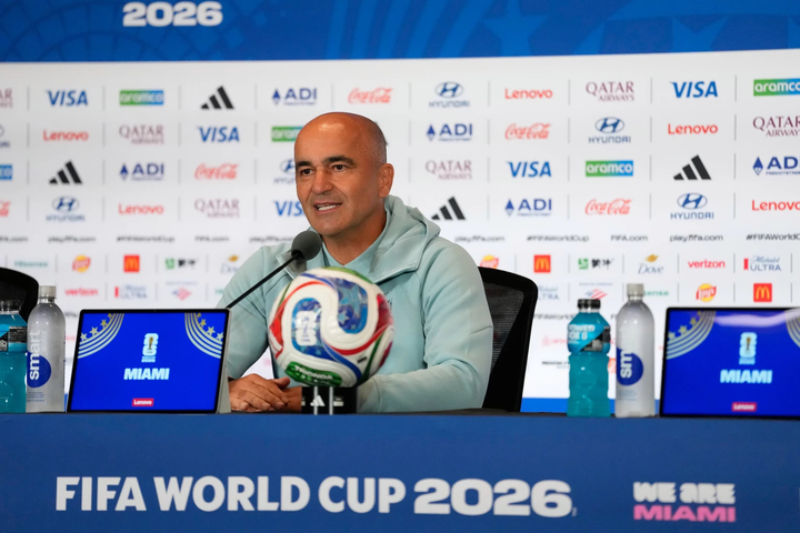 HLV Bồ Đào Nha: ‘Ronaldo chơi rất, rất tốt’