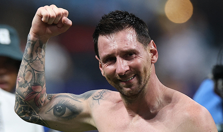 Messi vượt Maradona, chạm kỷ lục 60 năm ở World Cup